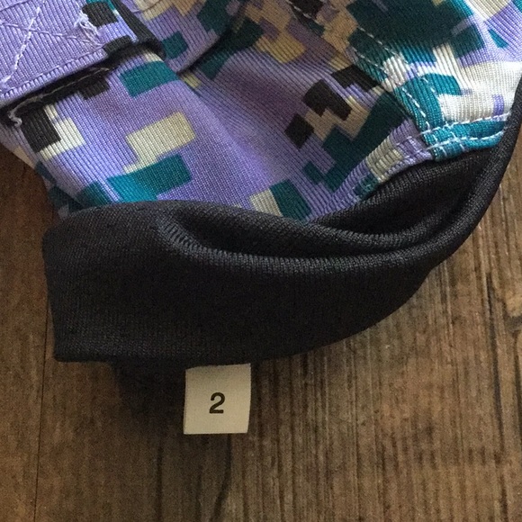 Running Skorts - Picture 4 of 4